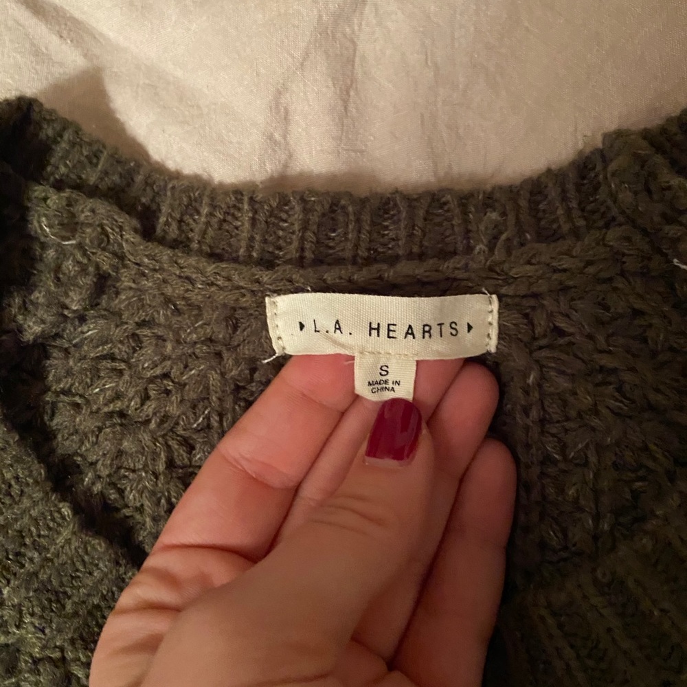 Sweater - Picture 2 of 2
